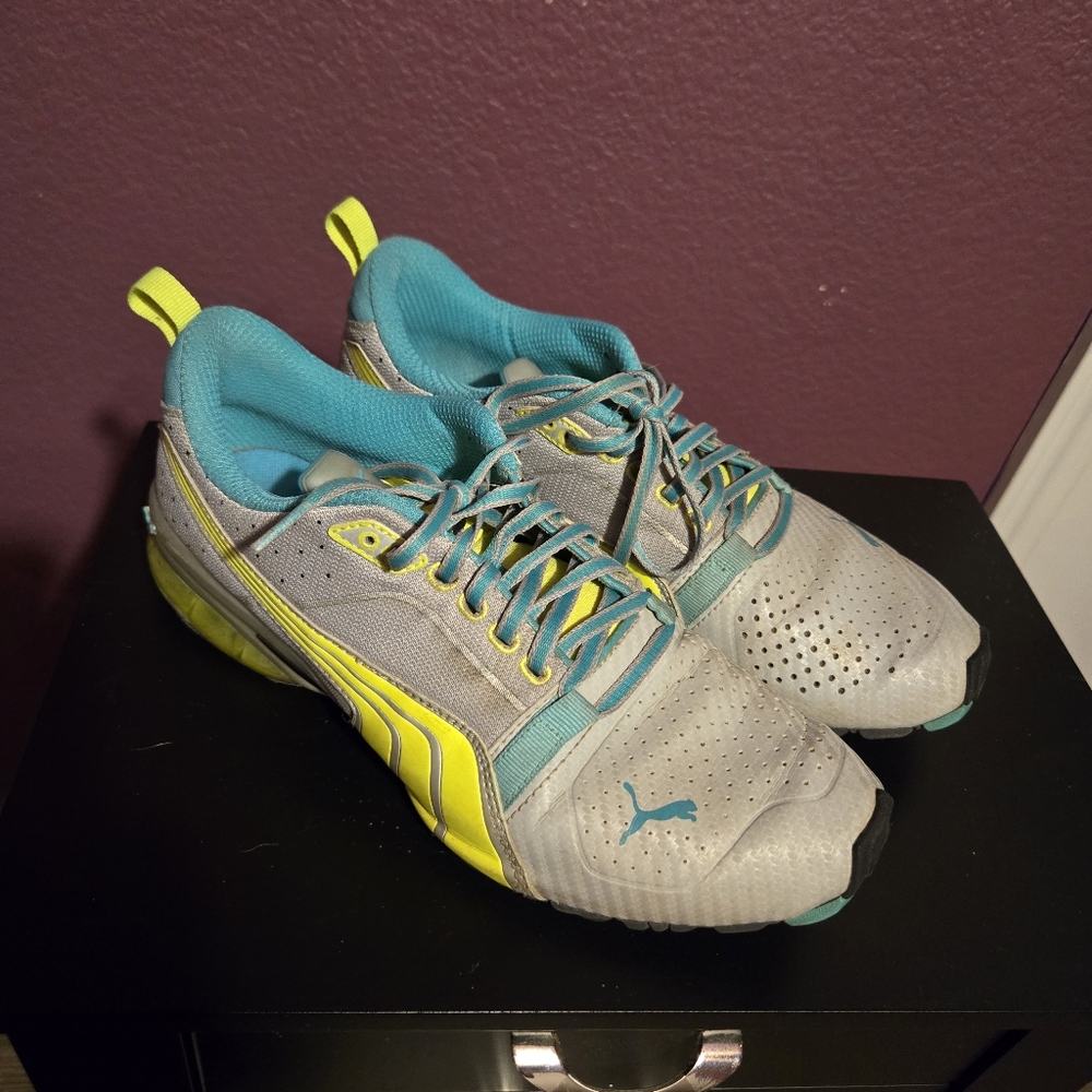 Puma Size 9 Sneaker